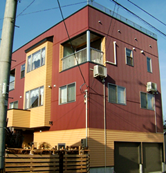 3階建て住宅 ビルトインガレージ